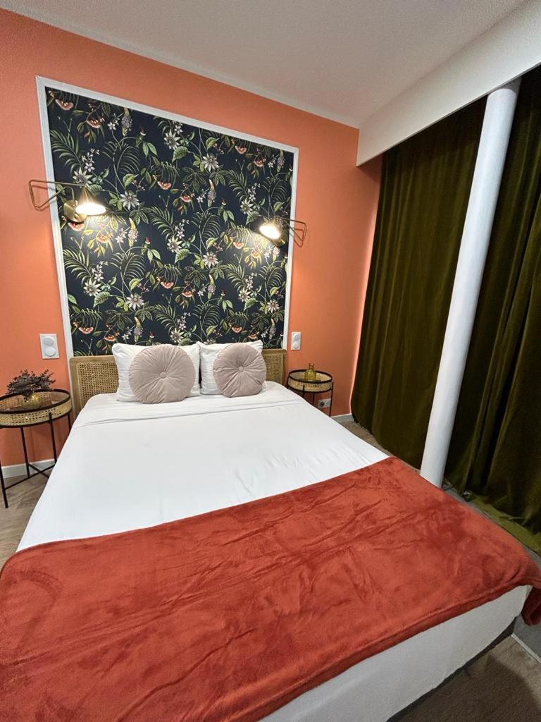 Stylish Modern Studio Apartment Parigi Esterno foto